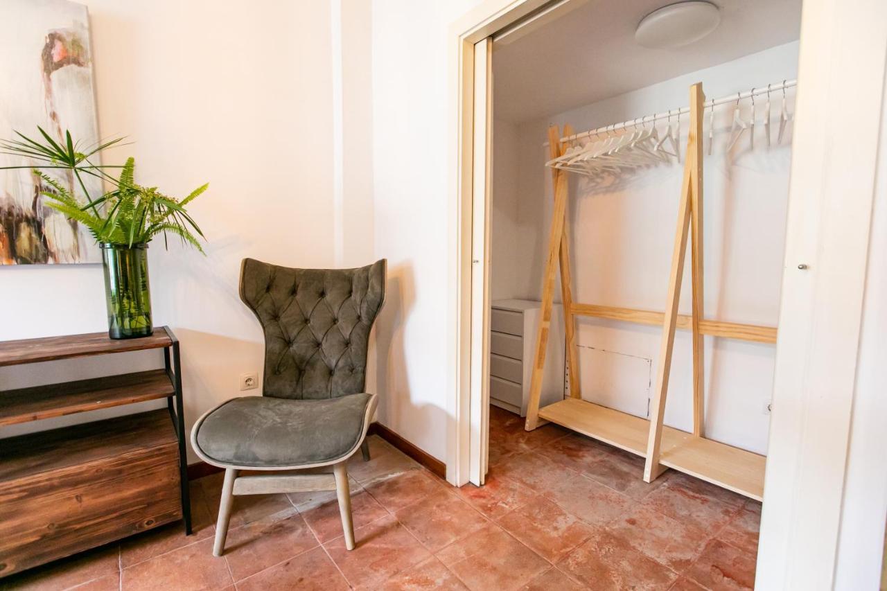 Apartamento 3 Dormitorios En Calle San Vicente. Севілья Екстер'єр фото