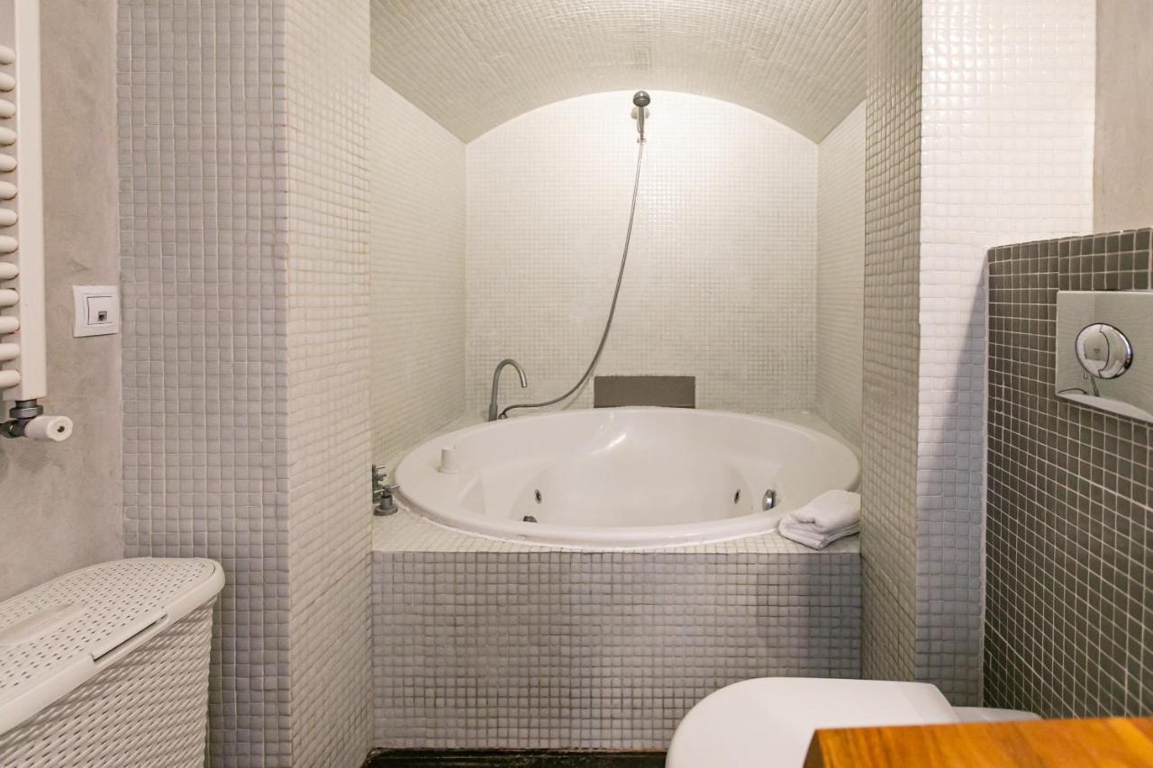 Apartamento 3 Dormitorios En Calle San Vicente. Севілья Екстер'єр фото